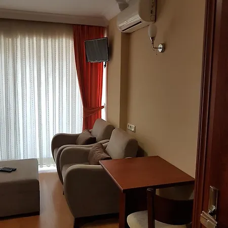 Seckin Ak Kusadası